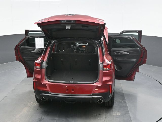 Used 2023 Red Chevrolet RS image 27