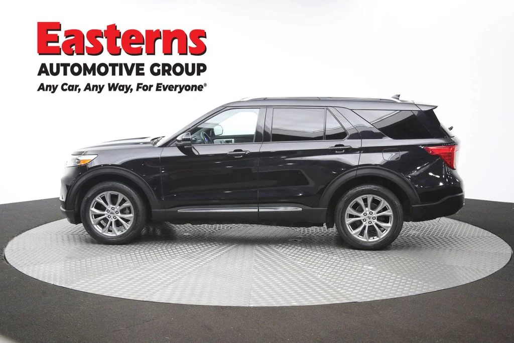 Used 2020 Black Ford Limited image 62