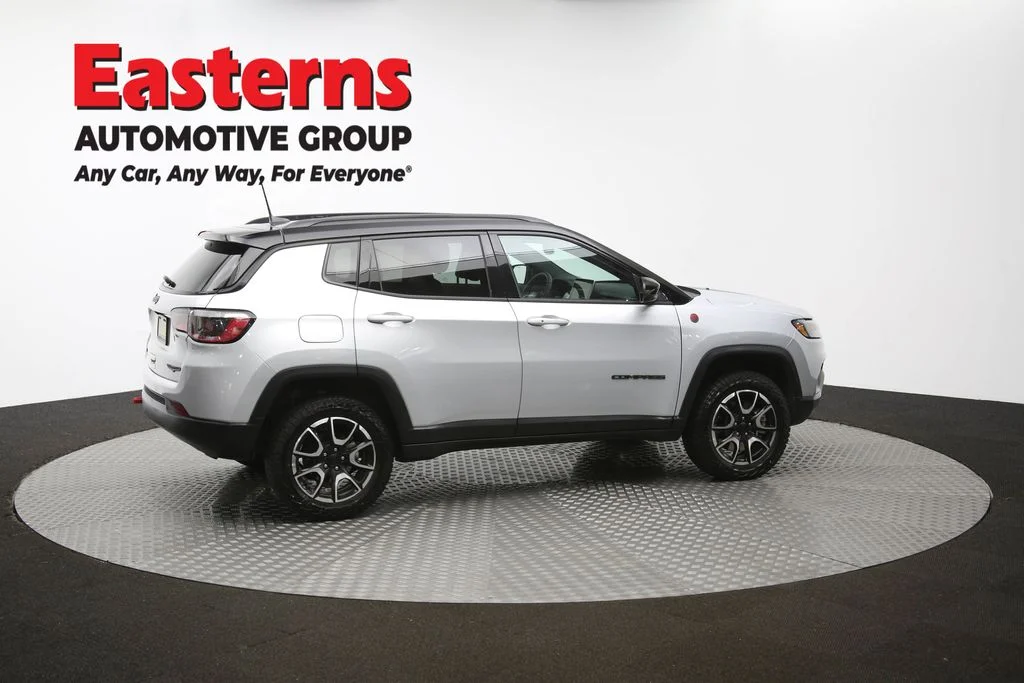 Used 2024 Silver Jeep Trailhawk image 41