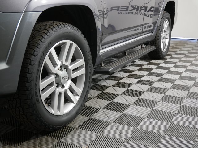 Used 2010 Magnetic Gray Metallic Toyota Limited w/ Convenience Pkg image 2