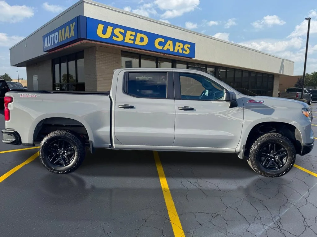 Used 2025 Slate Gray Metallic Chevrolet Custom Trail Boss image 2