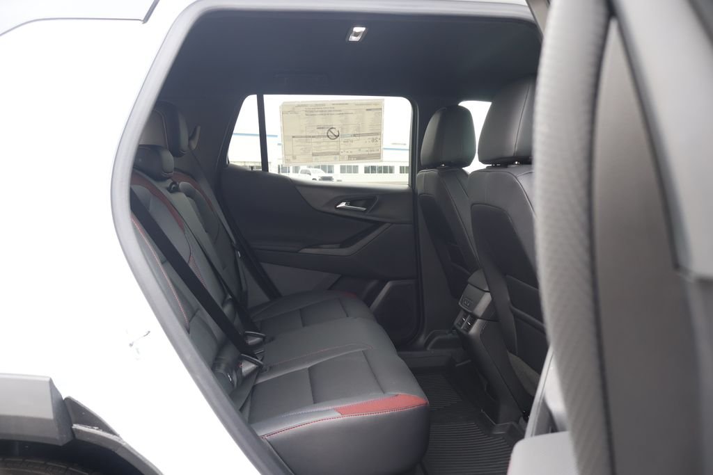 New 2026 Polar White Tricoat Chevrolet RS image 41