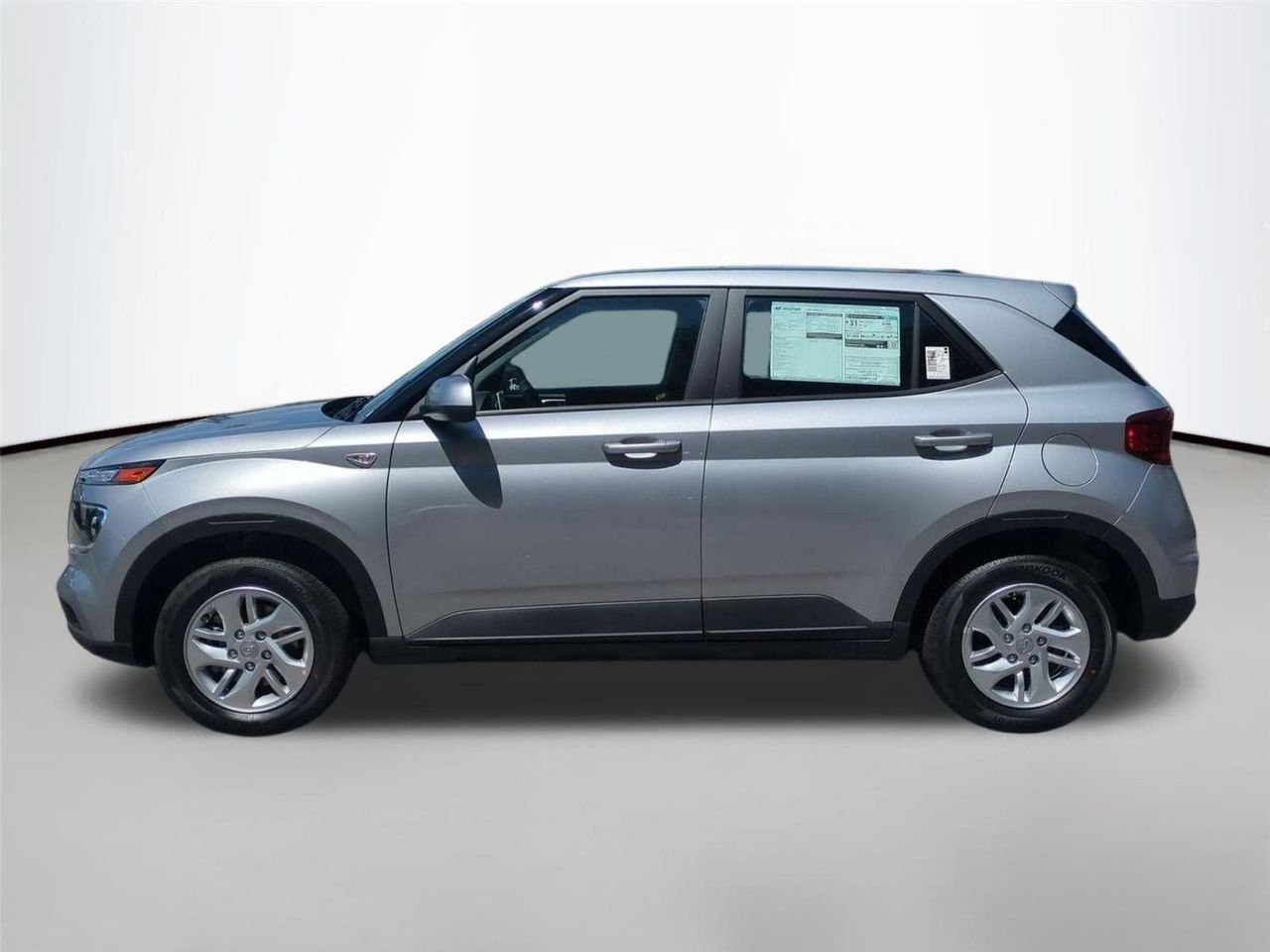 New 2026 Shimmering Silver Hyundai SE image 2