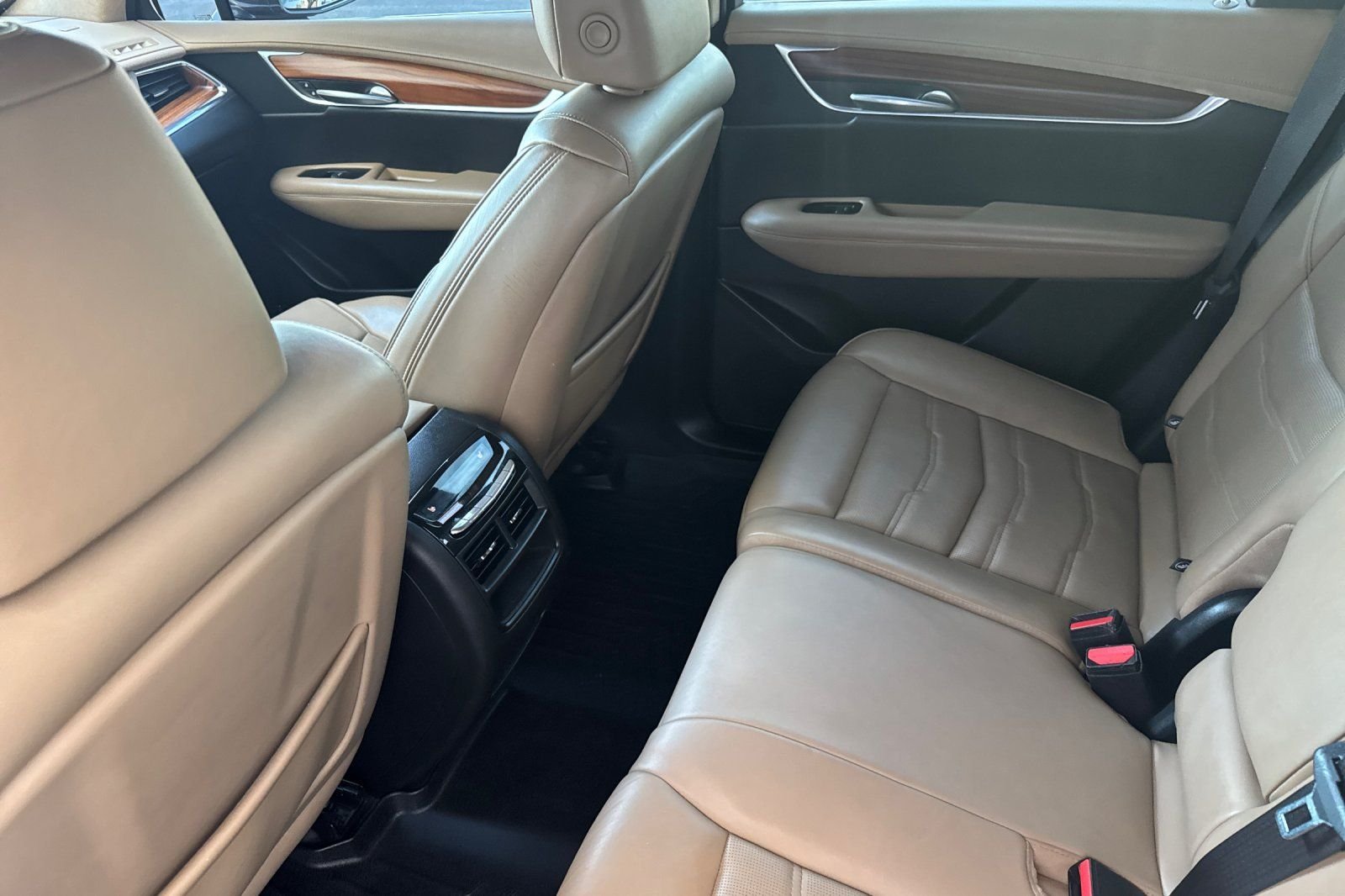 Used 2019 Gray Cadillac Platinum image 13