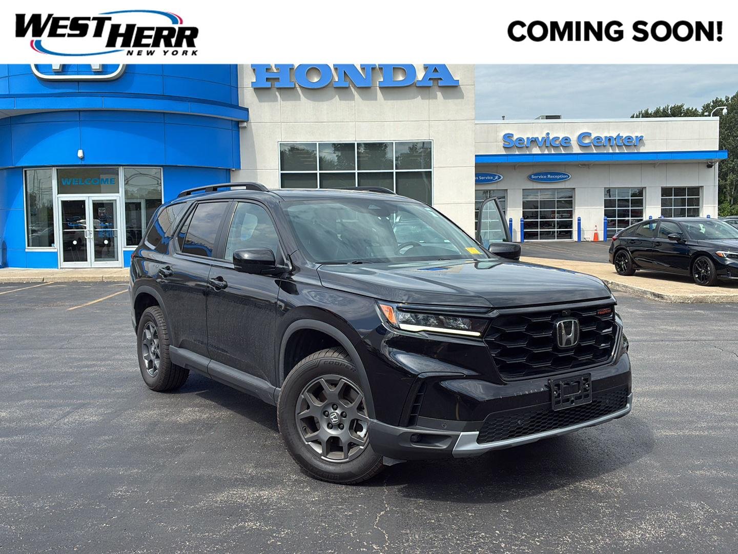 Used 2024 Crystal Black Pearl Honda TrailSport image 1