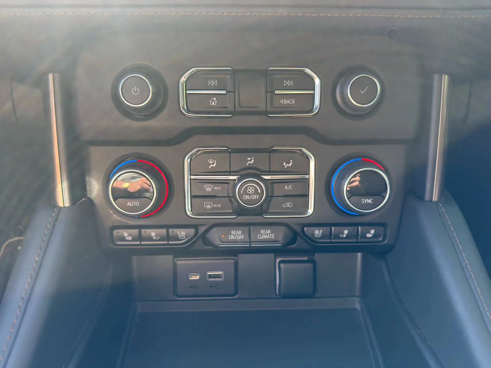 Used 2023 Black Chevrolet High Country image 29