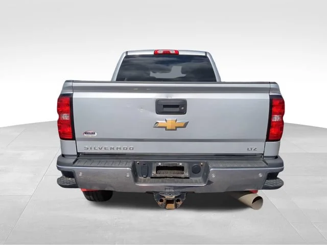 Used 2018 SILVER ICE METALLIC Chevrolet LTZ image 3