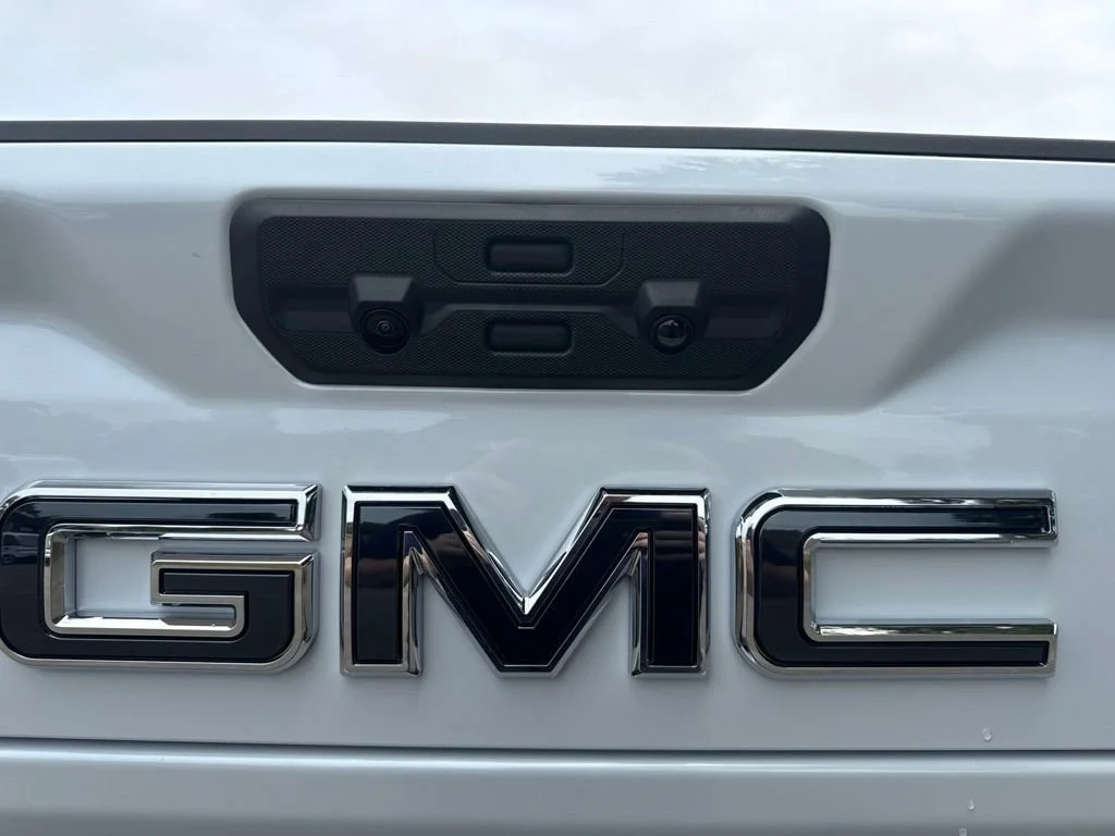 New 2026 Glacier White Tricoat GMC Denali Ultimate DRW image 37