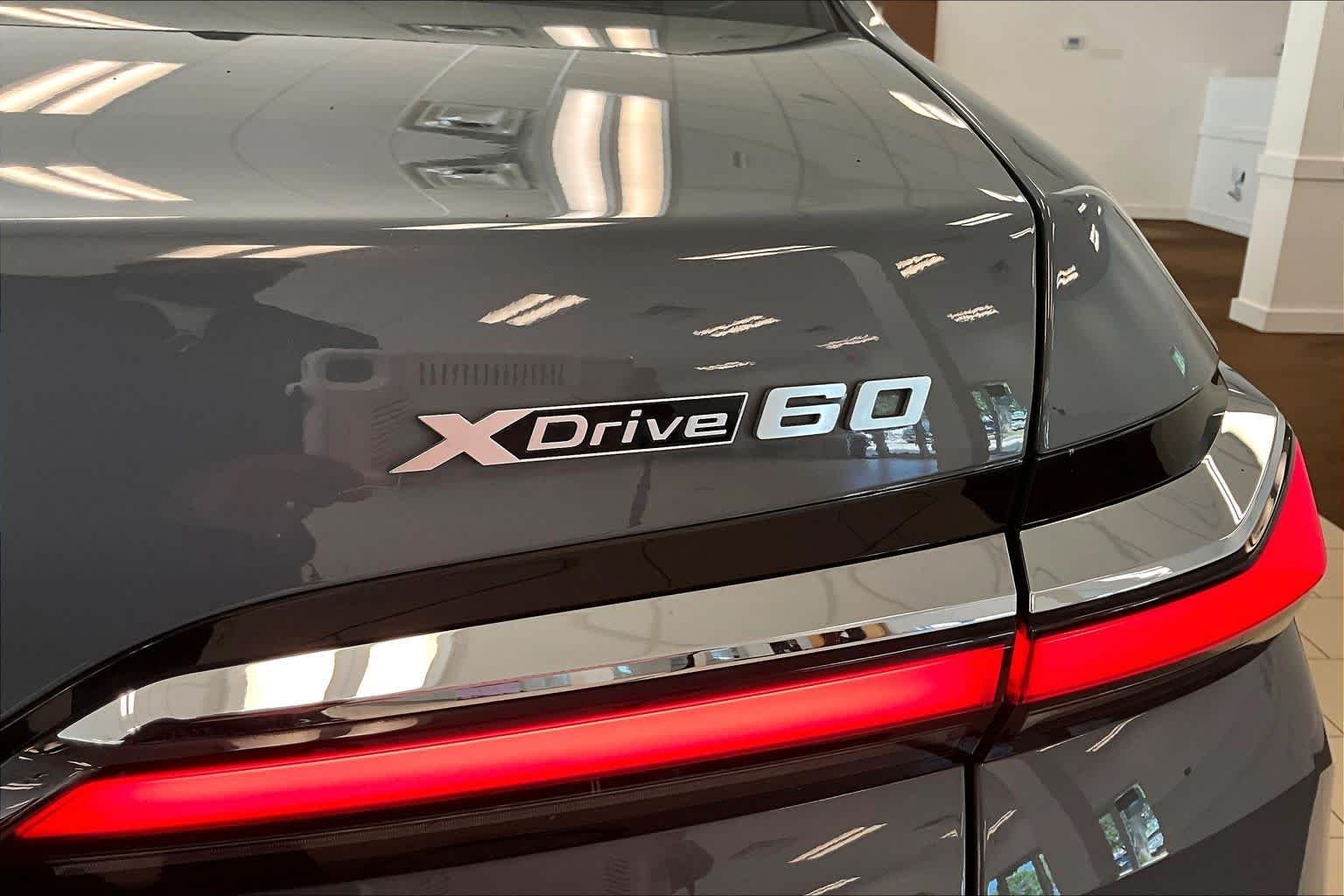 Used 2024 Sparkling Copper Metallic BMW xDrive60 image 9