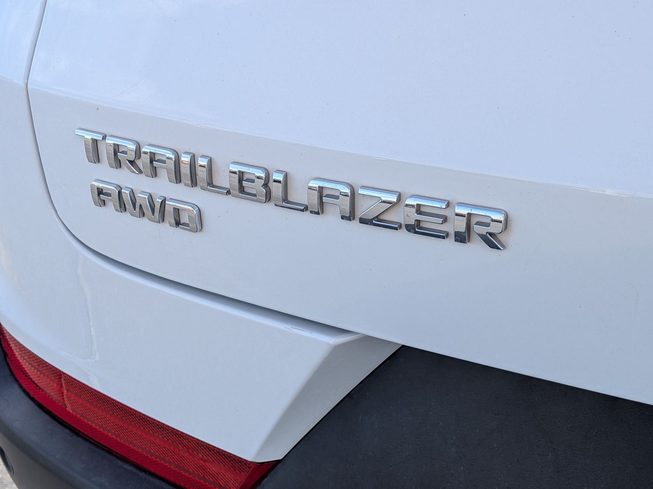 Certified Used 2022 Summit White Chevrolet ACTIV image 26