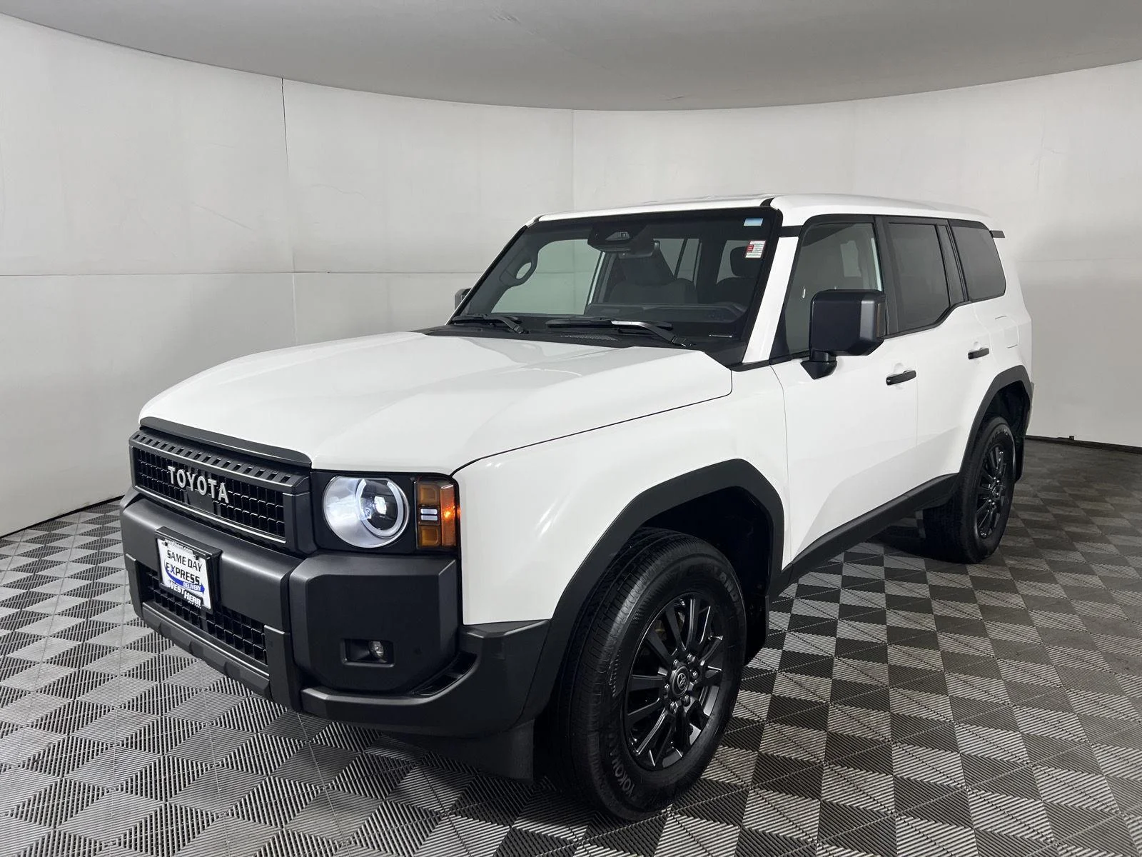 Used 2025 Ice Cap Toyota 1958 image 3