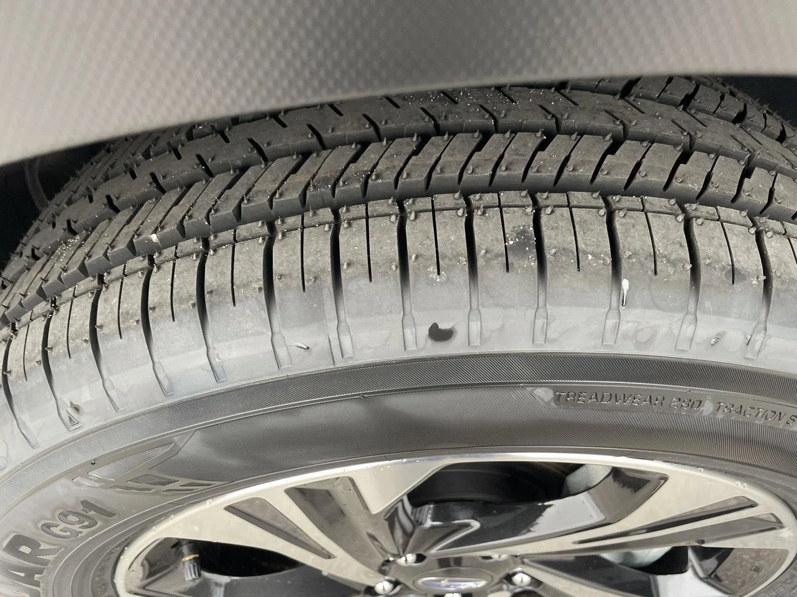 New 2026 Magnetite Gray Metallic Subaru Premium image 32
