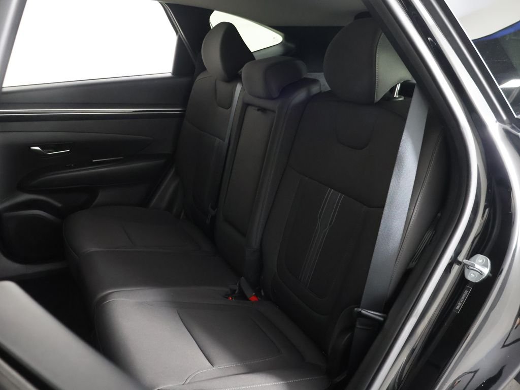Used 2023 Black Hyundai SEL image 32