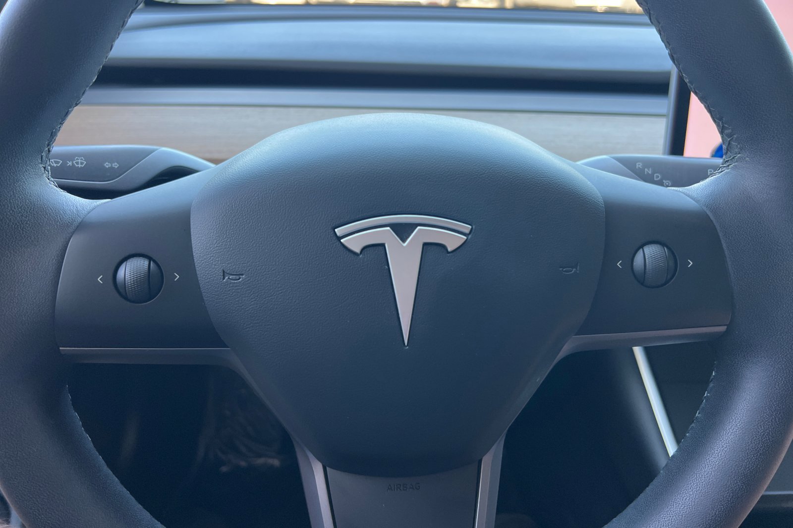 Used 2020 Deep Blue Metallic Tesla Standard Range Plus image 22
