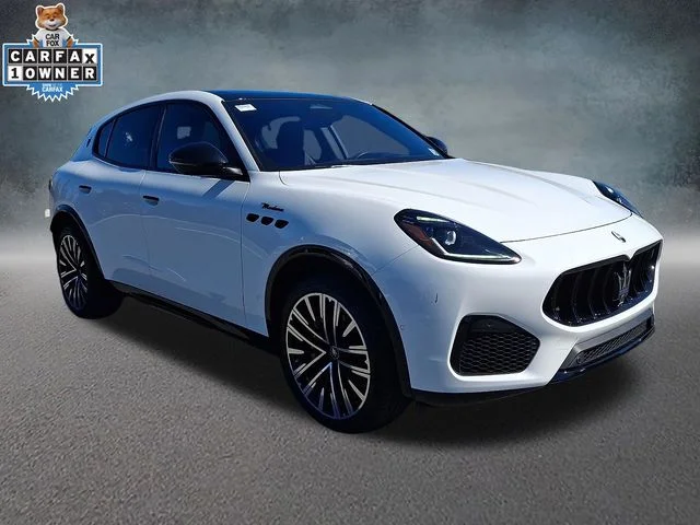 Certified Used 2025  Maserati Modena image 3