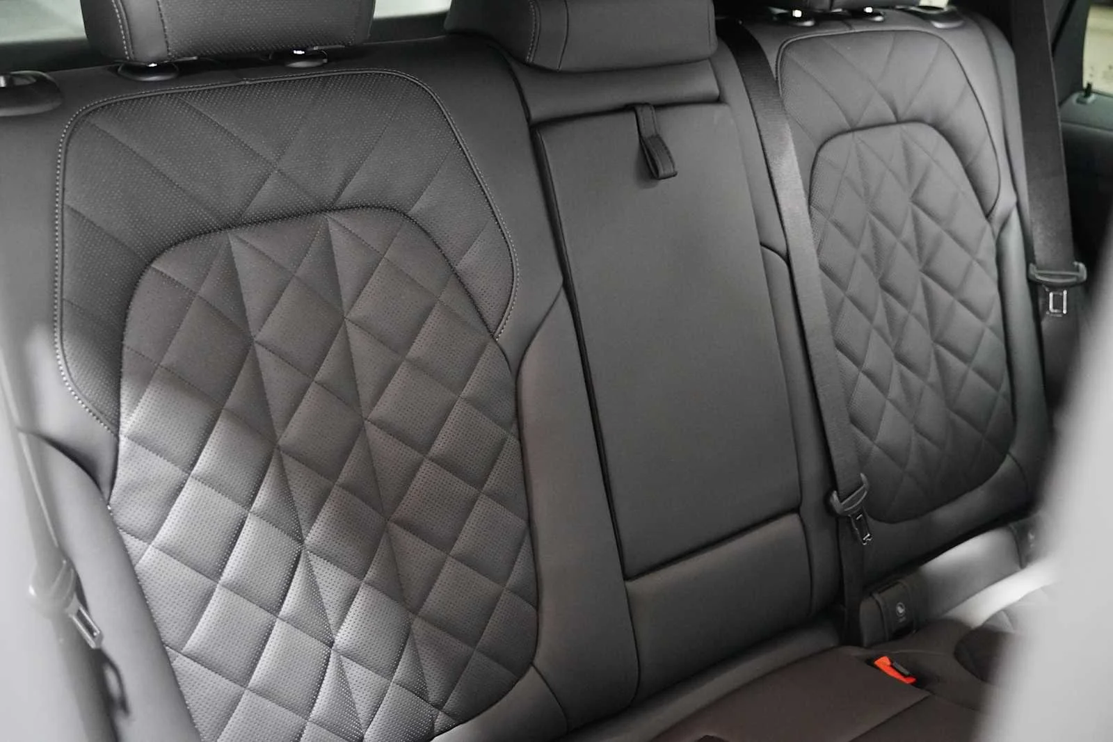 Used 2026 Brooklyn Grey Metallic BMW sDrive40i image 12