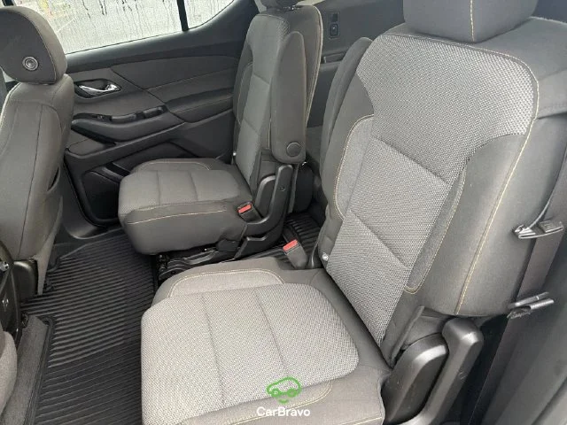 Used 2019 PEPPERDUST METALLIC Chevrolet LT Cloth image 15