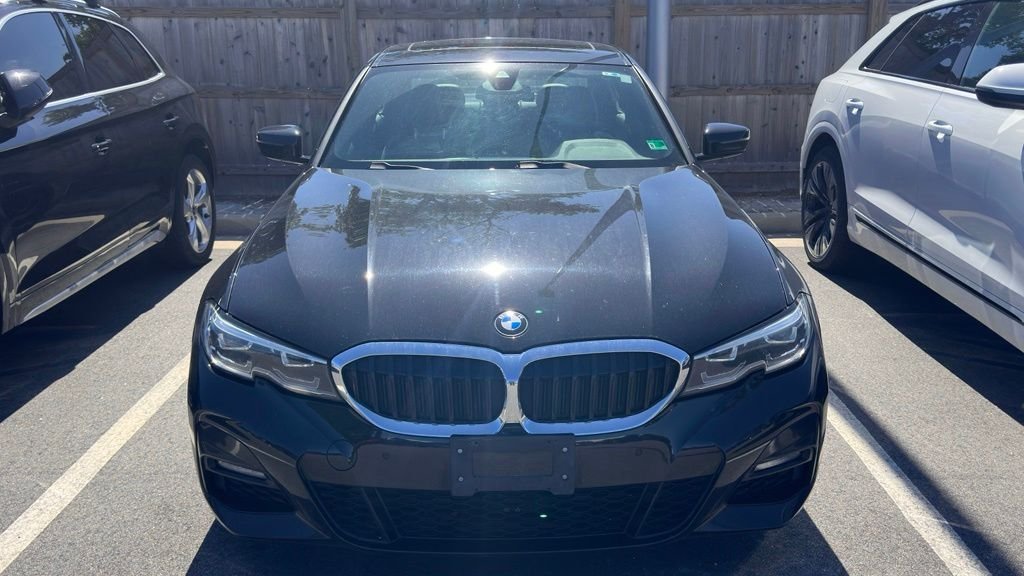 Used 2022 Black Sapphire Metallic BMW 330i image 12