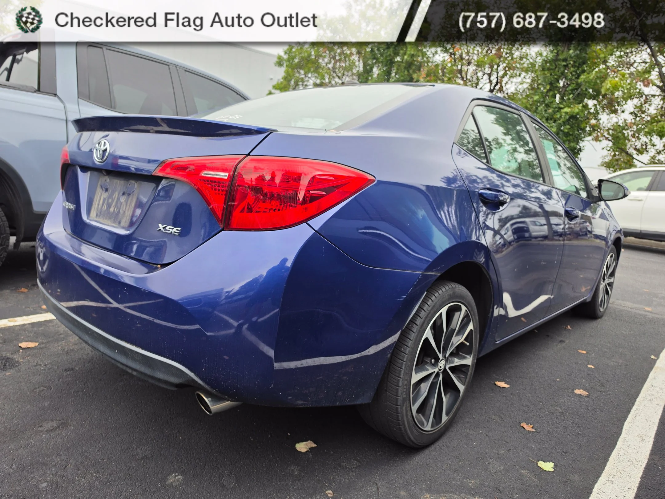 Used 2018 Blue Crush Metallic Toyota XSE image 6