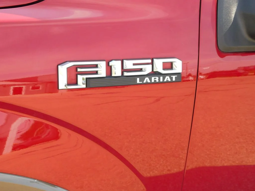 Used 2015 Caribou Metallic Ford Lariat image 43
