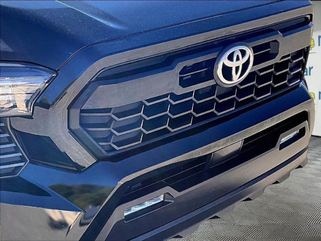 Used 2025 Black Toyota TRD Off-Road image 32