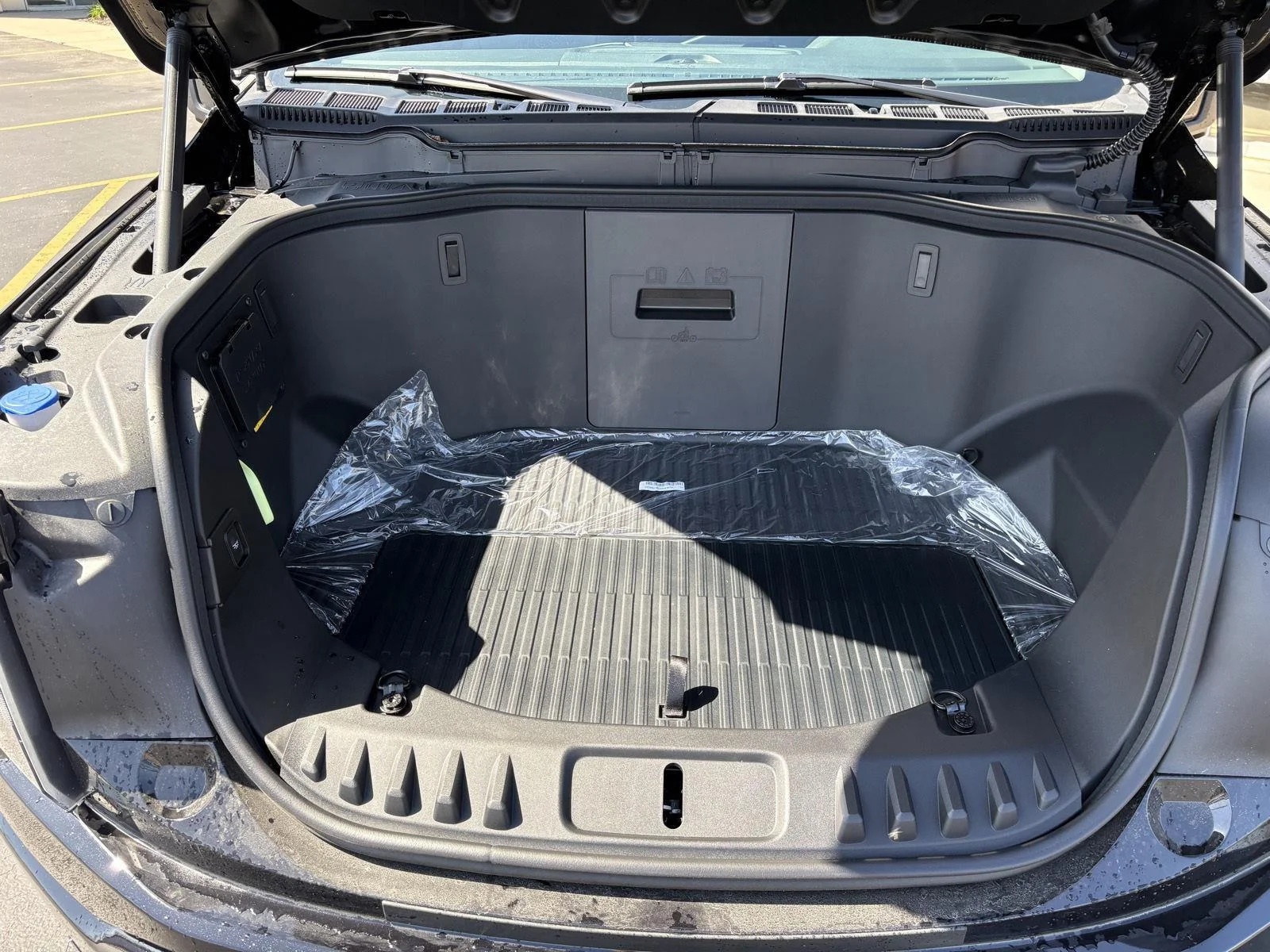 2025 Ford F-150 Lightning Flash - Photo 26