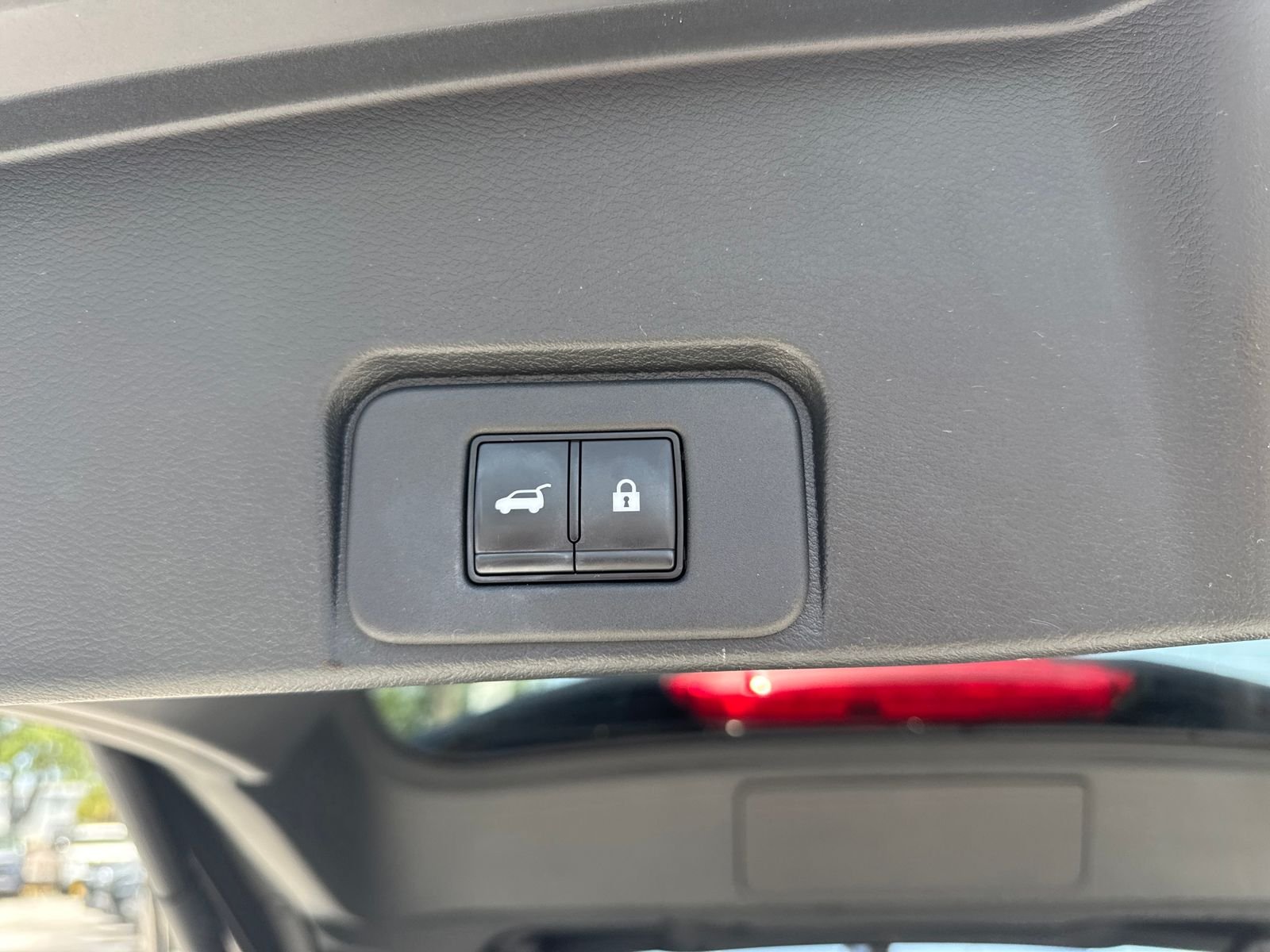 Certified Used 2024 Gold Nissan Platinum image 39