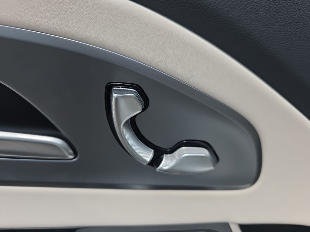 New 2027 White Mercedes-Benz CLA 220 image 11