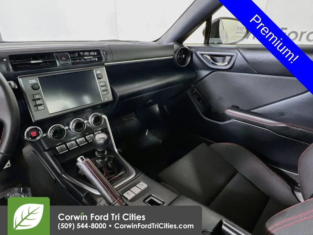 Used 2024 Sapphire Blue Pearl Subaru Premium image 24