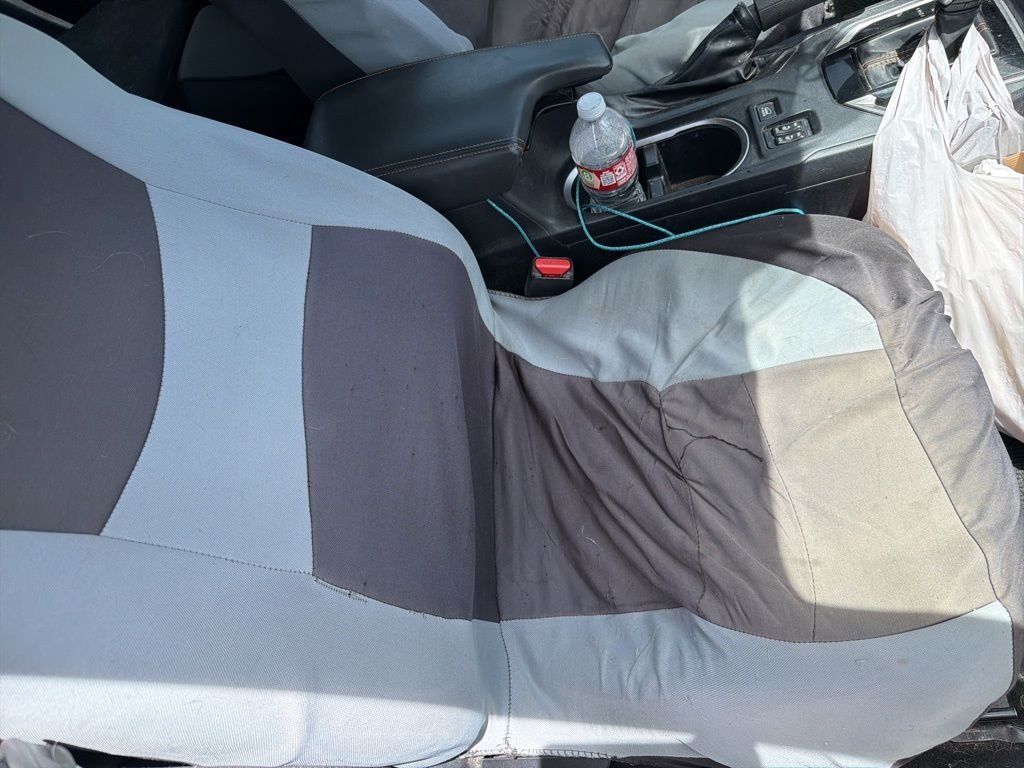 Used 2019 Gray Subaru 2.0i Limited image 17