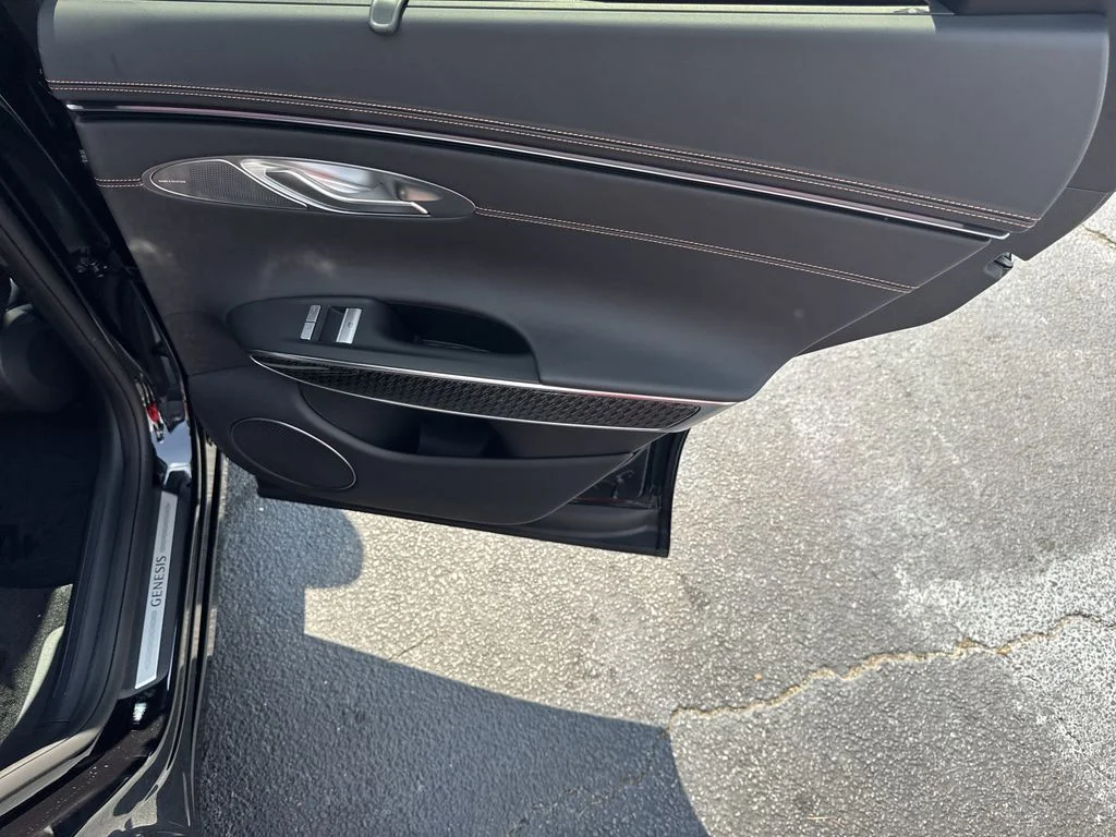 2026 GENESIS GV70 Sport Prestige - Photo 16