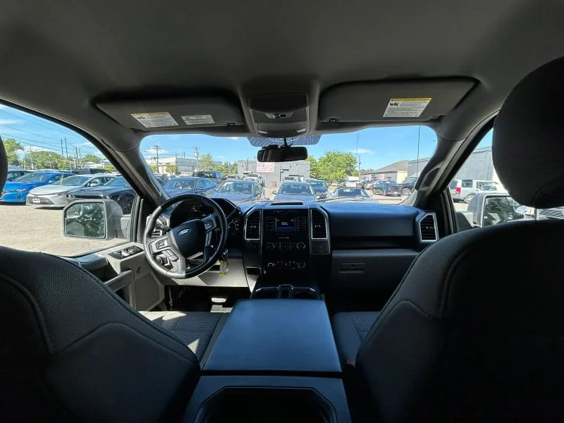Used 2015 White Ford XLT Pickup 4D 6 1/2 ft image 34