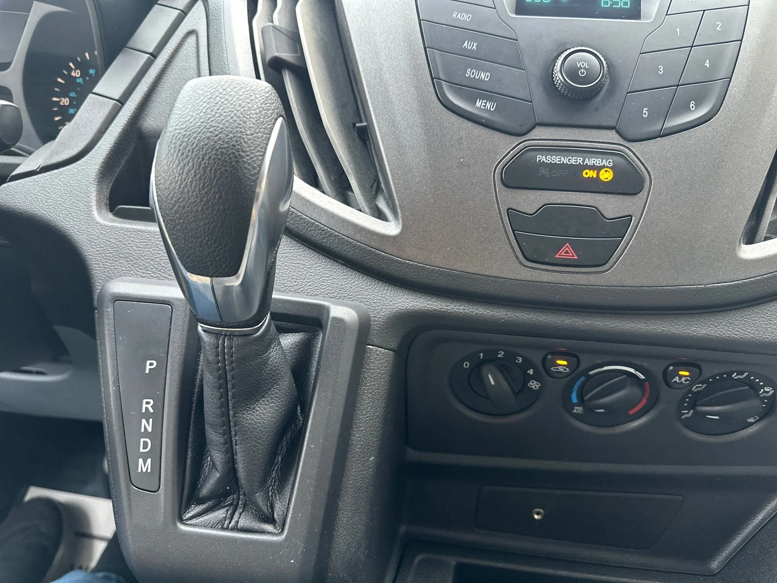 2018 Ford Transit Cutaway Base - Photo 17