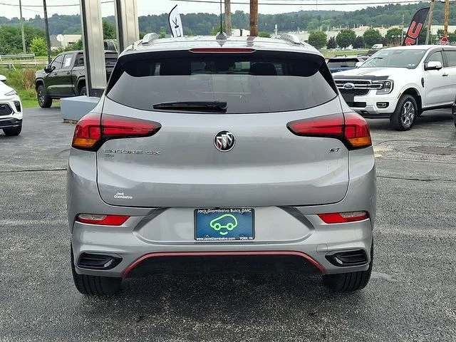 Used 2023 Gray Buick Select image 3