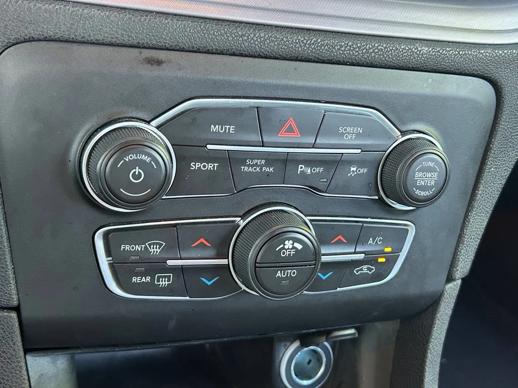 Certified Used 2023 Silver Dodge R/T image 33
