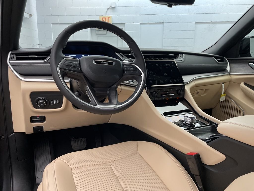 2025 Jeep Grand Cherokee L Limited - Photo 12