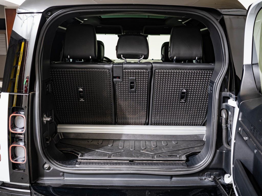 2022 Land Rover Defender V8 - Photo 17