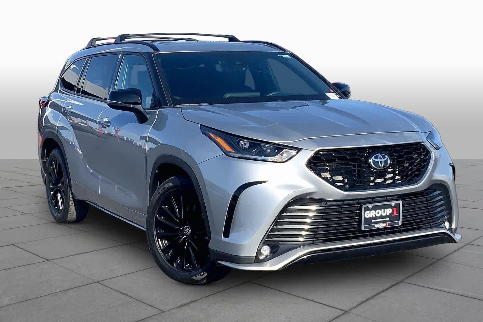 Used 2023 Celestial Silver Metallic Toyota XSE image 3
