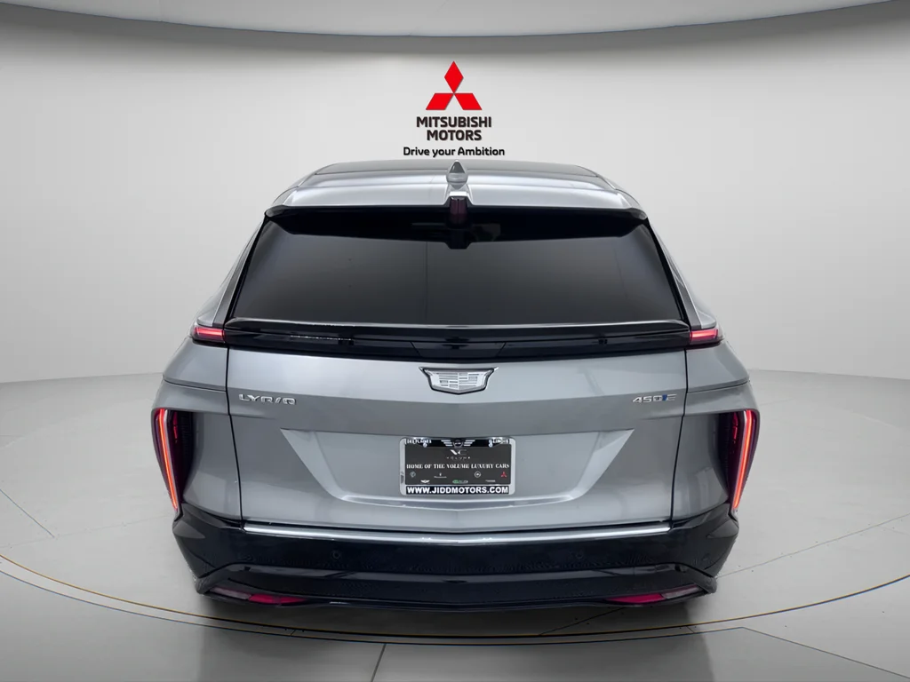 Used 2024 Silver Metallic Cadillac Tech image 5