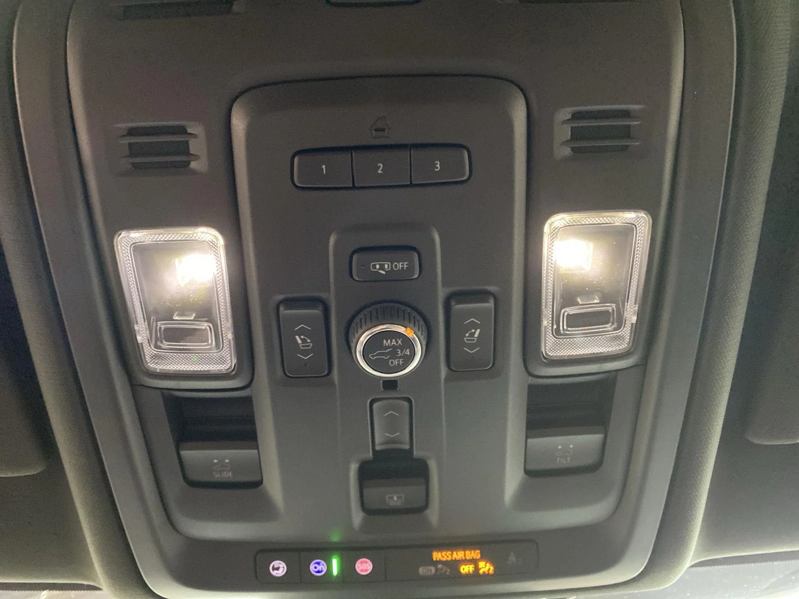 Used 2023 Onyx Black GMC Denali Ultimate image 32