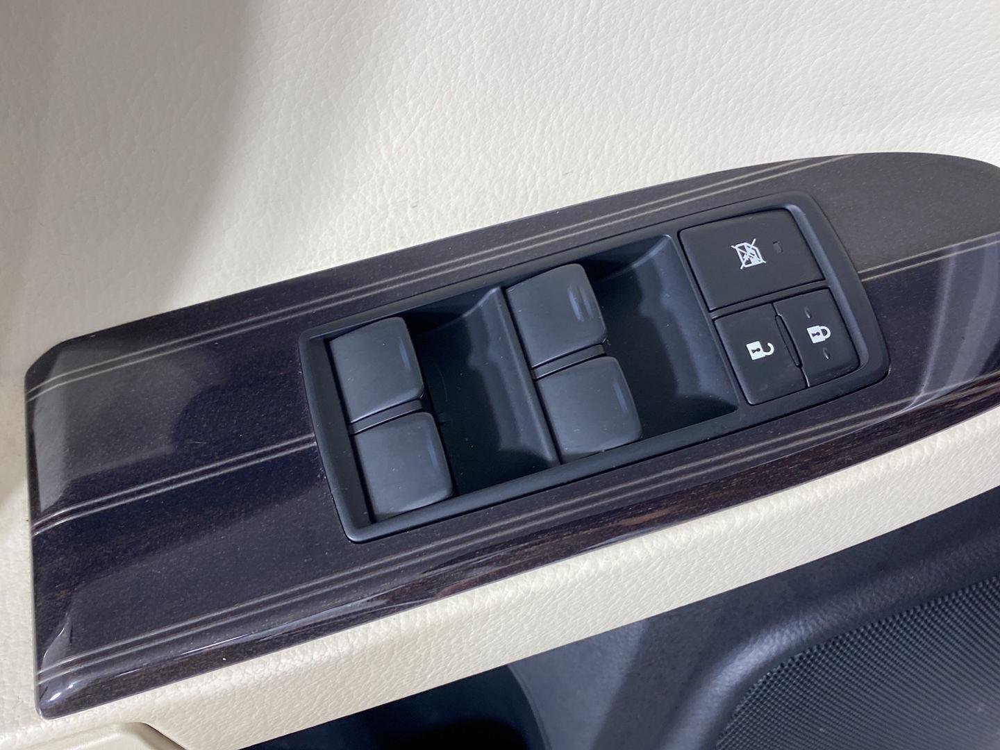 Used 2020 Starfire Pearl Lexus GX 460 Premium image 19