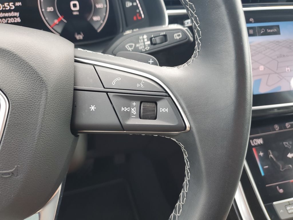 Used 2025  Audi 55 Premium Plus image 20