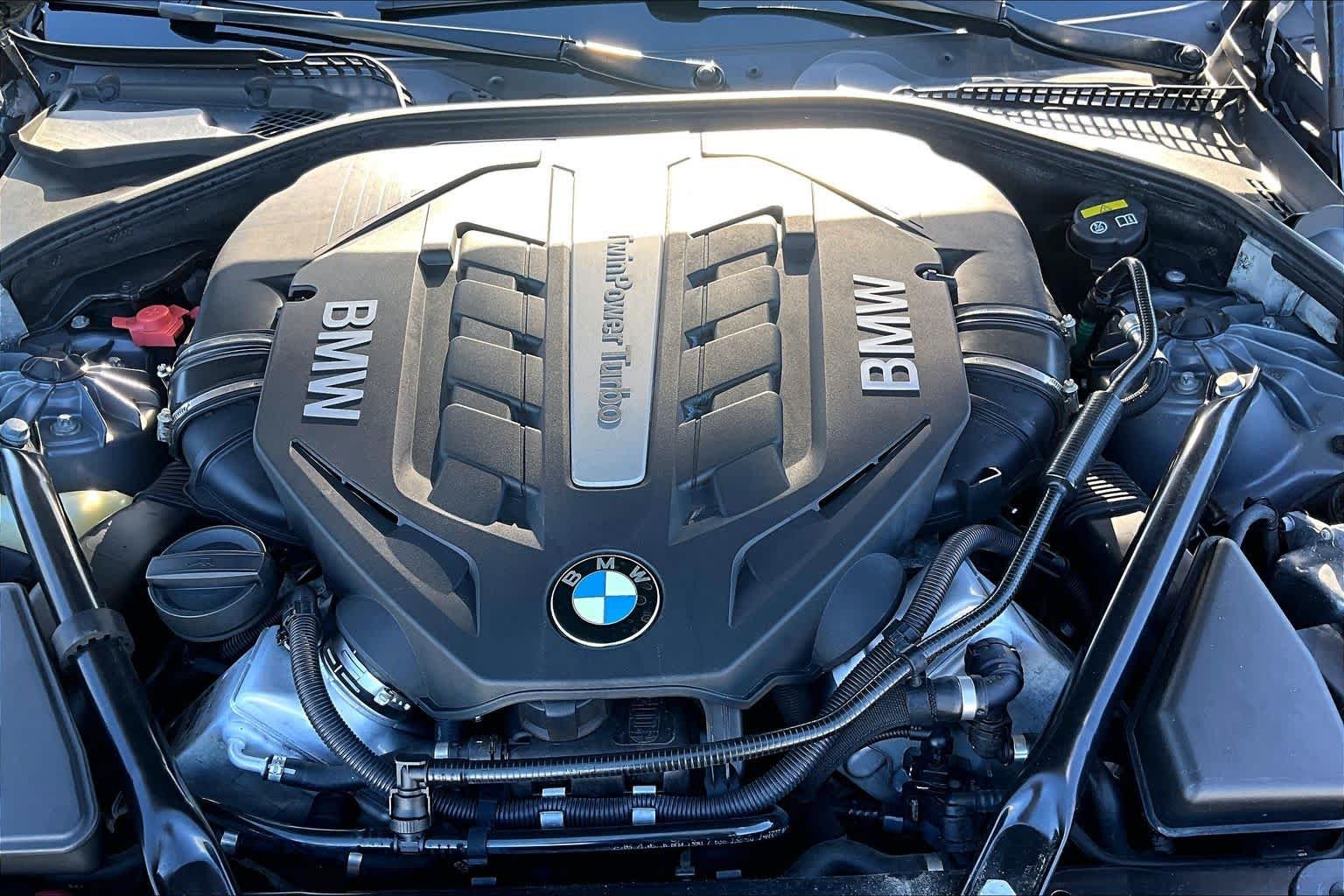 Used 2017 Space Gray Metallic BMW 650i xDrive image 32