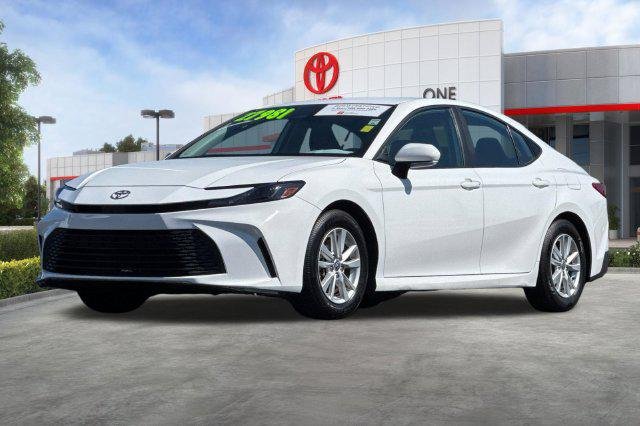 Certified Used 2025 ICE CAP Toyota  image 10