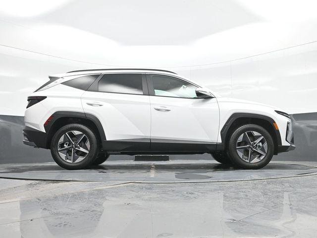 New 2026 White Hyundai SEL Premium AWD image 24