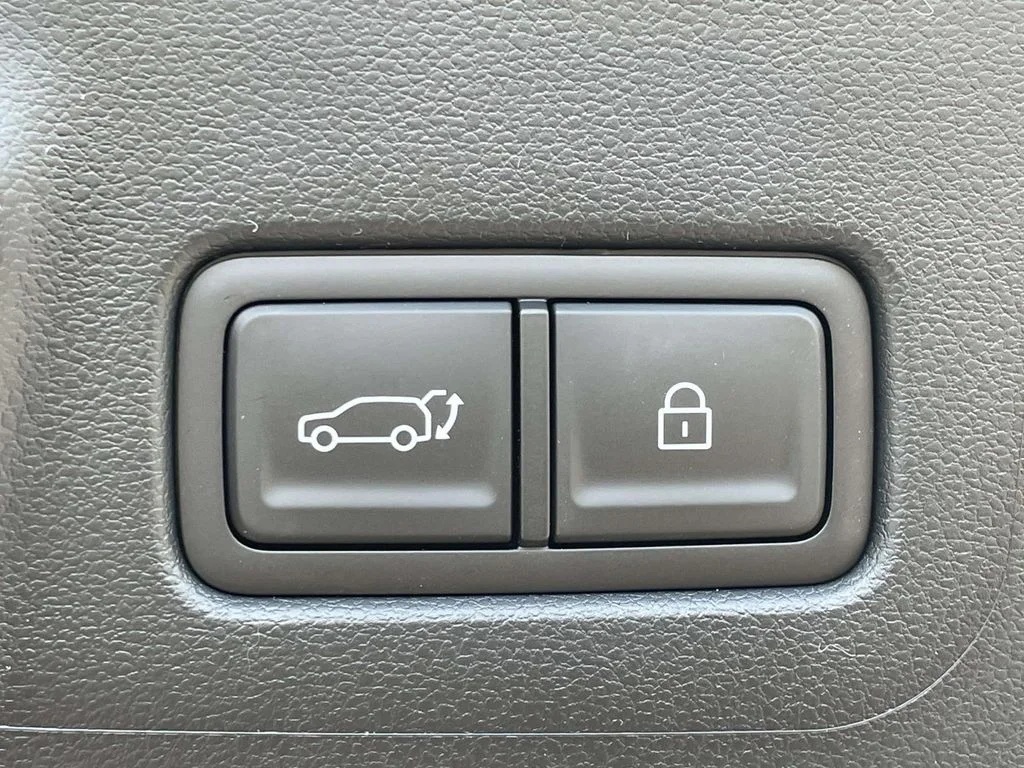 New 2026 Black Hyundai Limited image 9