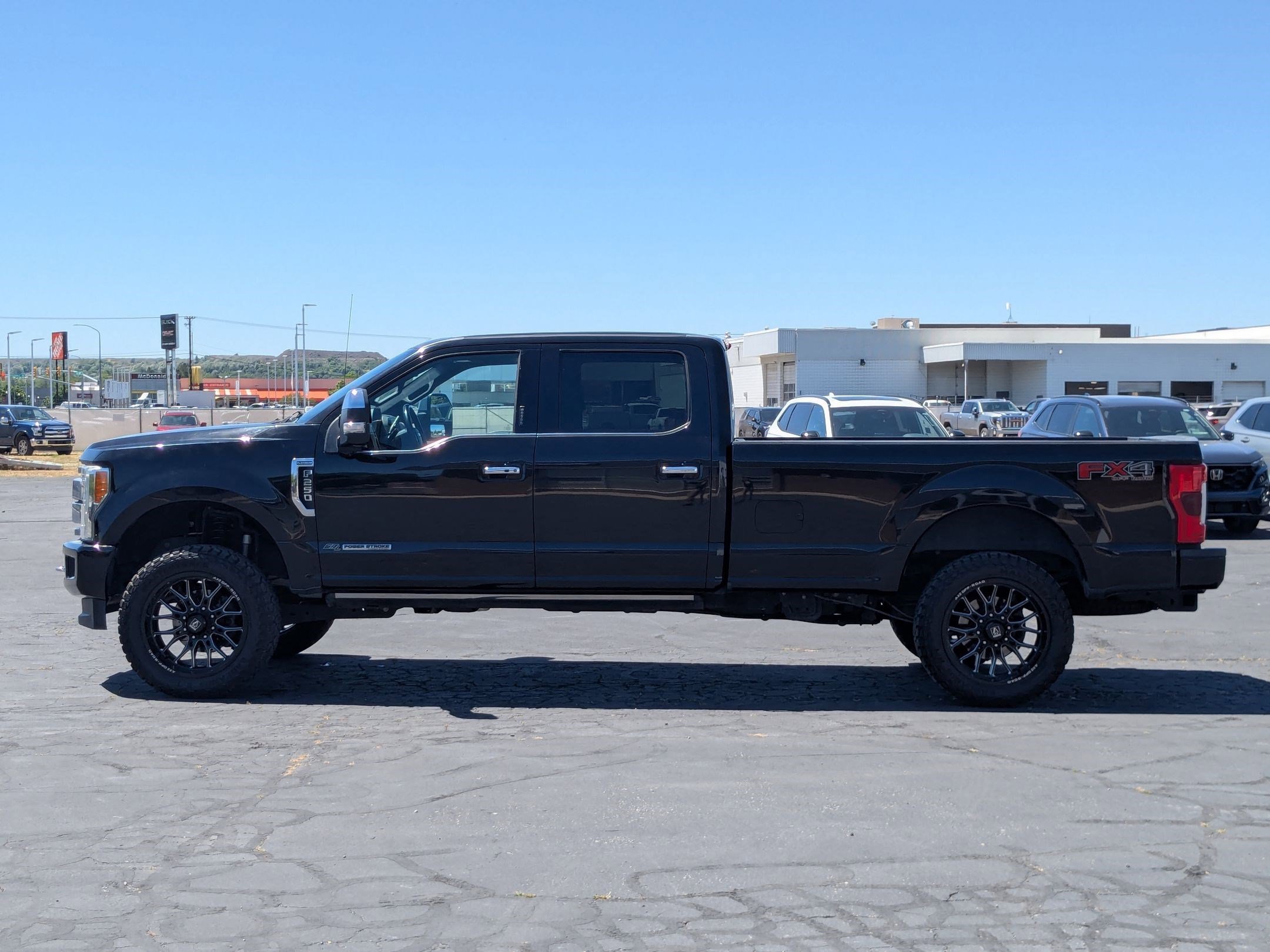 Used 2018 Shadow Black Ford Platinum image 7