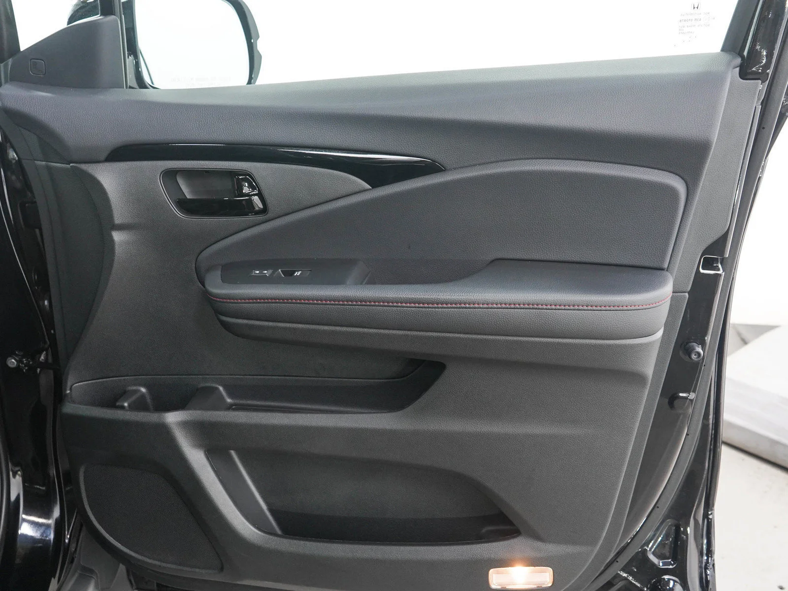 Used 2024 Crystal Black Pearl Honda Black Edition image 12