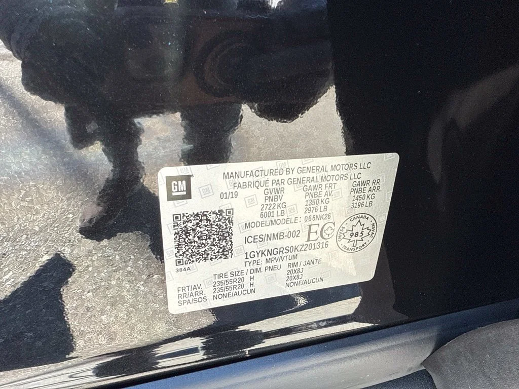 Used 2019 Black Cadillac Platinum AWD image 17