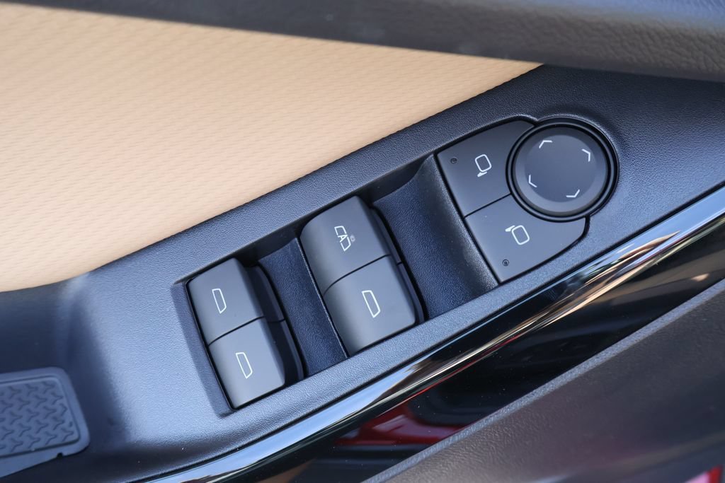 2027 Chevrolet Equinox ACTIV - Photo 17